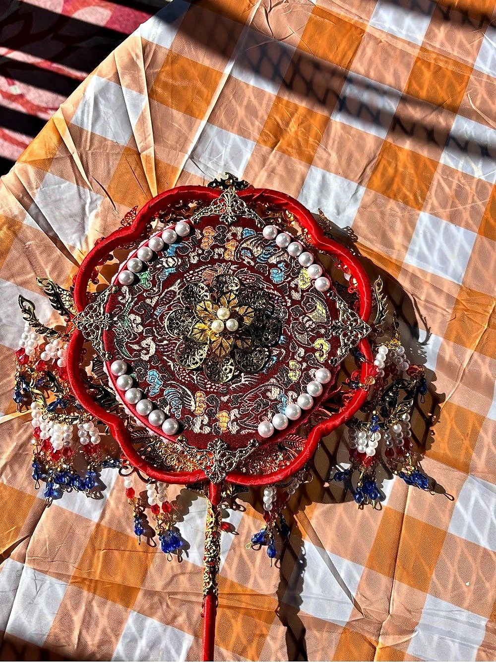 Chinese Bridal Fan - Picture 4 of 4
